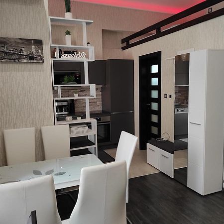 Corvinus Apartman บูดาเปสต์ ภายนอก รูปภาพ
