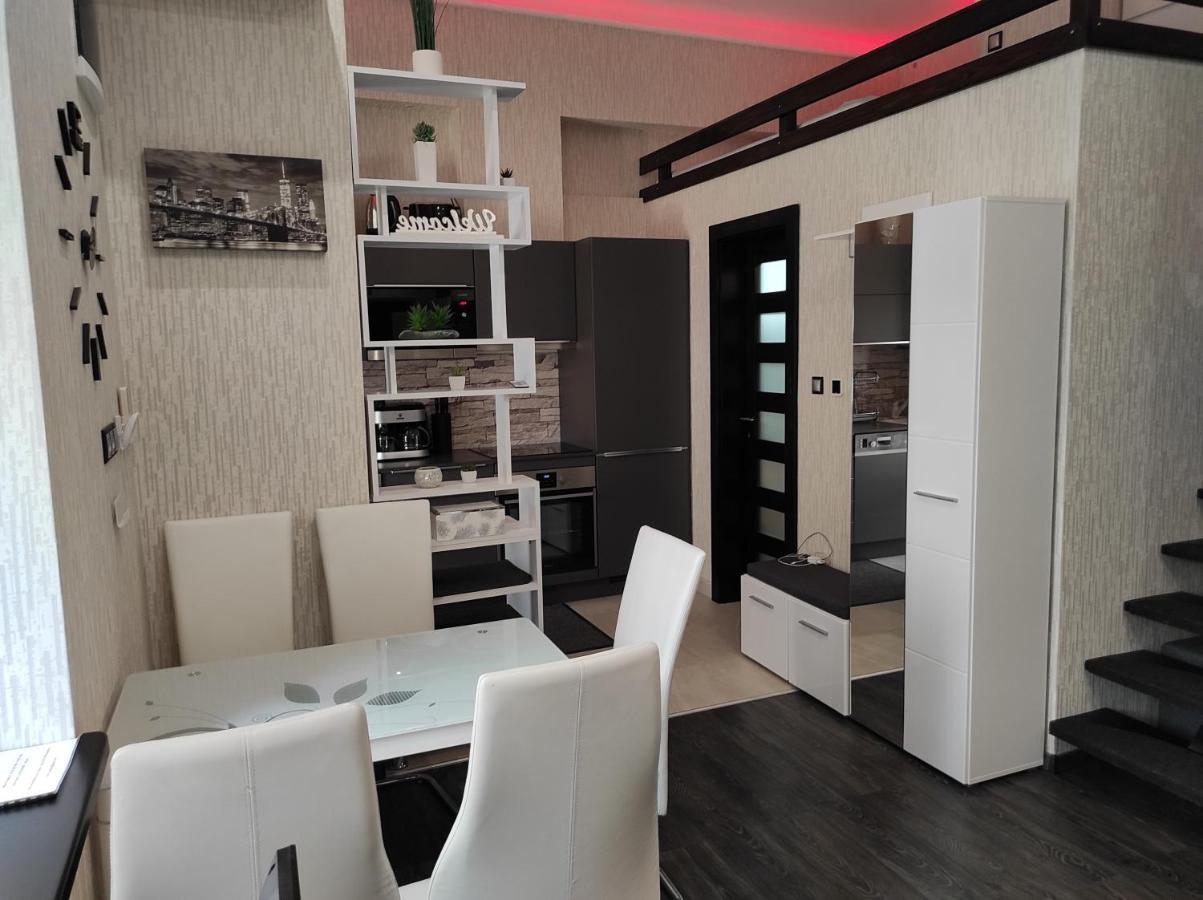 Corvinus Apartman บูดาเปสต์ ภายนอก รูปภาพ