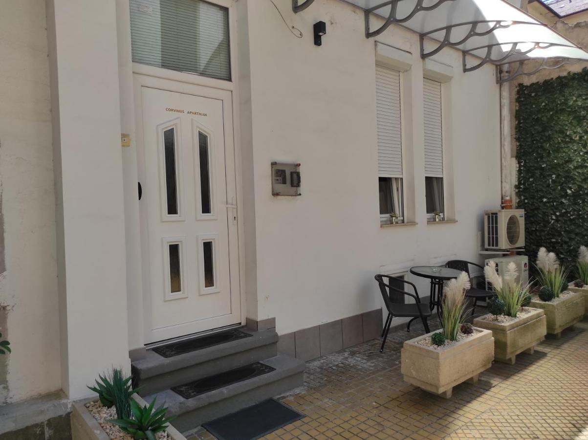 Corvinus Apartman บูดาเปสต์ ภายนอก รูปภาพ