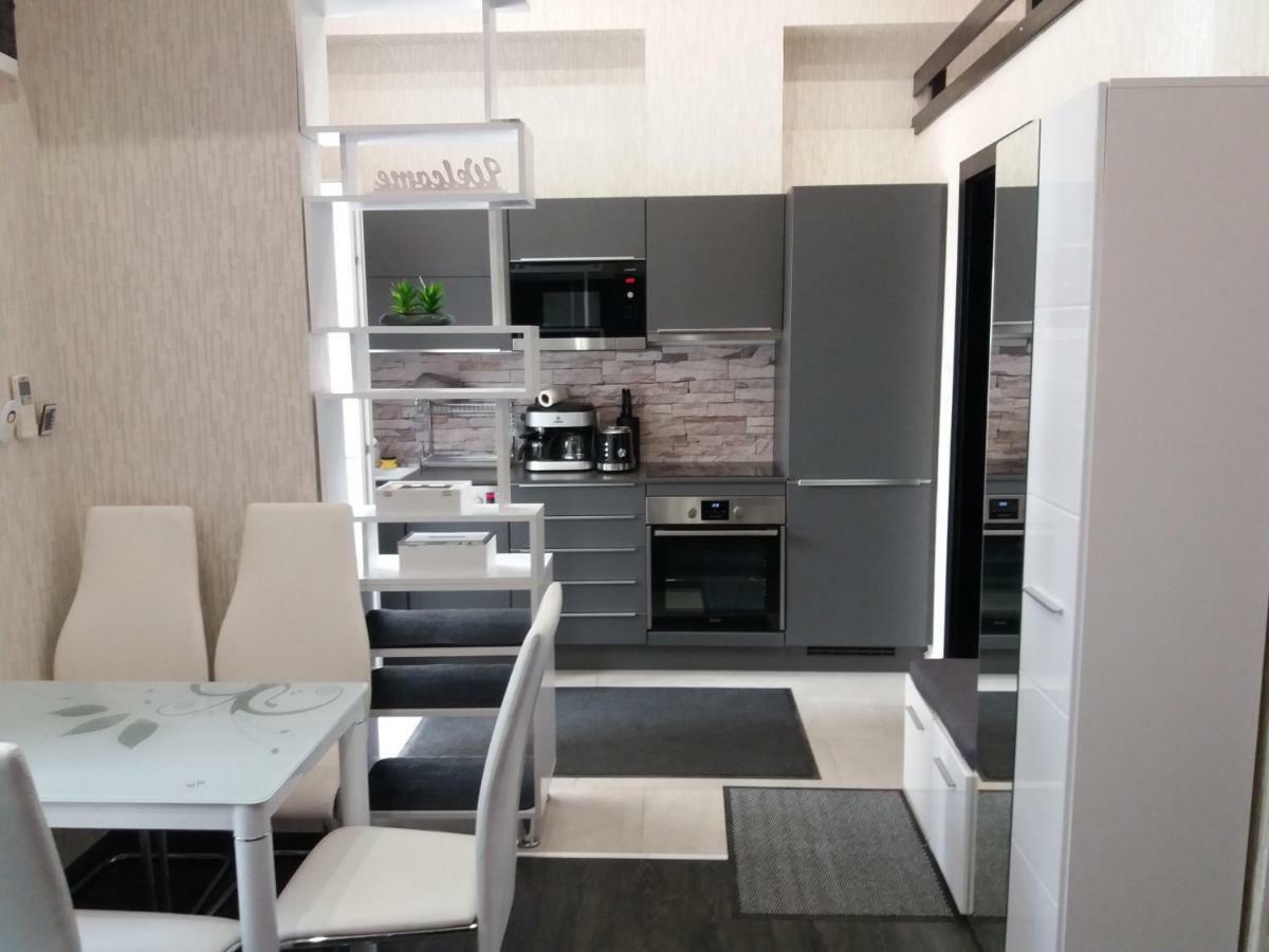 Corvinus Apartman บูดาเปสต์ ภายนอก รูปภาพ